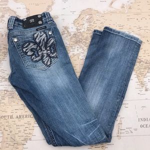 MISS ME Fleur de Lis Embellished Jeans 27 Light
